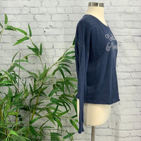 🎉Zoe + Liv Navy Blue Long Sleeve Graphic Top🎉 - Picture 2 of 4